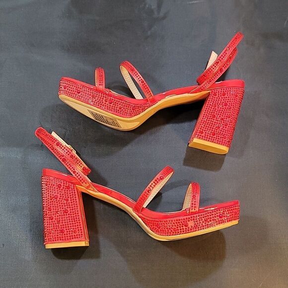 BRAND NEW FOREVER SEQUIM EMBROIDERY OPEN TOE BLOCK HEEL SANDAL - Picture 11 of 15